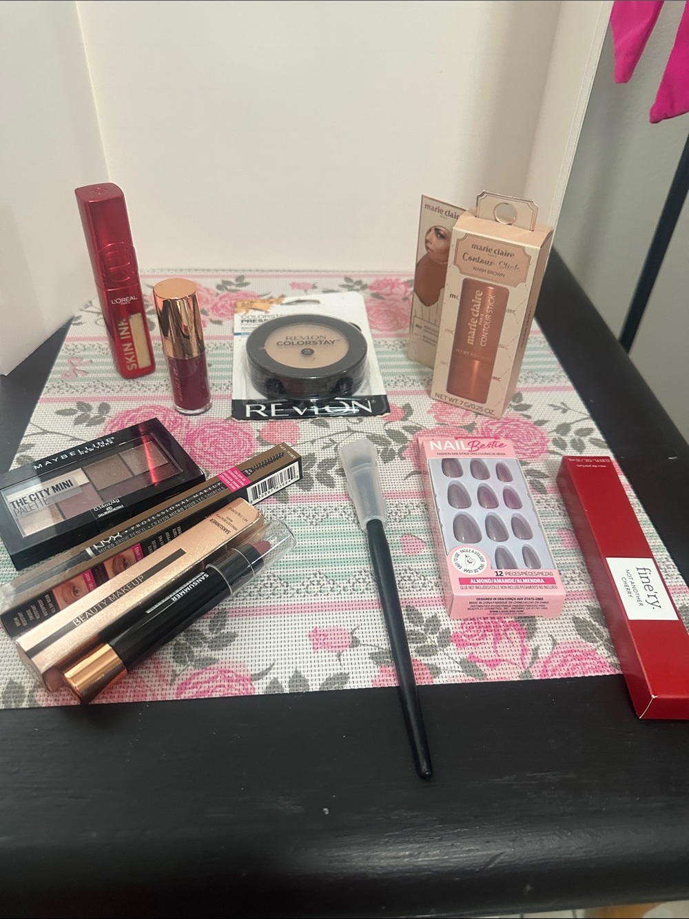 10 pc set Makeup NWT
